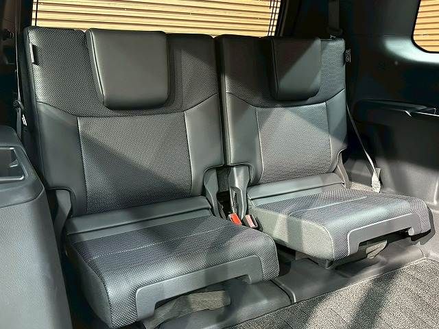 TOYOTA LANDCRUISER 250 2025 Image 31