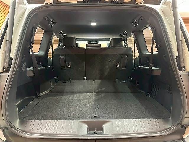 TOYOTA LANDCRUISER 250 2025 Image 31