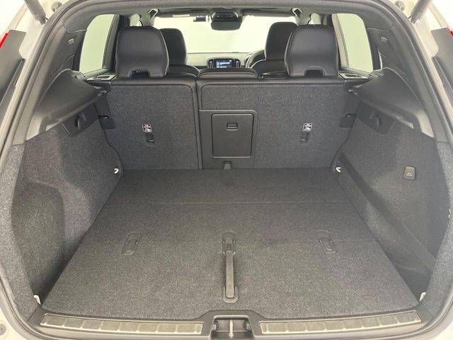 VOLVO XC40 2018 Image 31