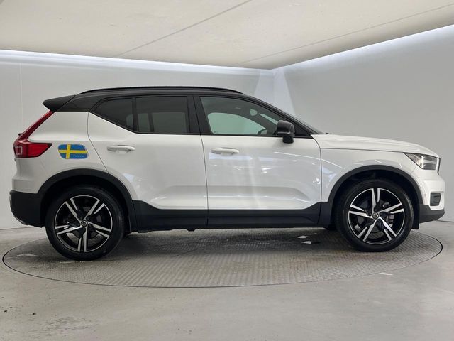 VOLVO XC40 2018 Image 31