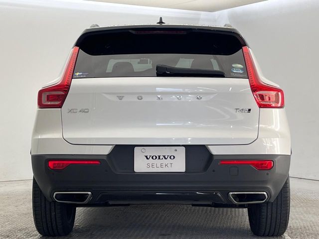 VOLVO XC40 2018 Image 31