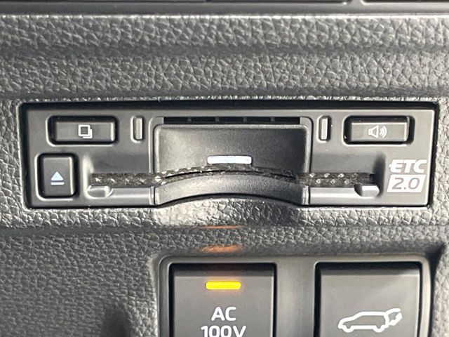 TOYOTA COROLLA CROSS HYBRID 2024 Image 31