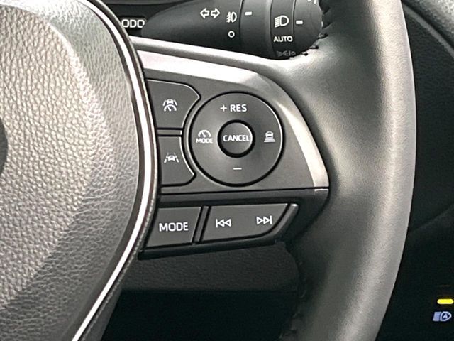 TOYOTA COROLLA CROSS HYBRID 2024 Image 31