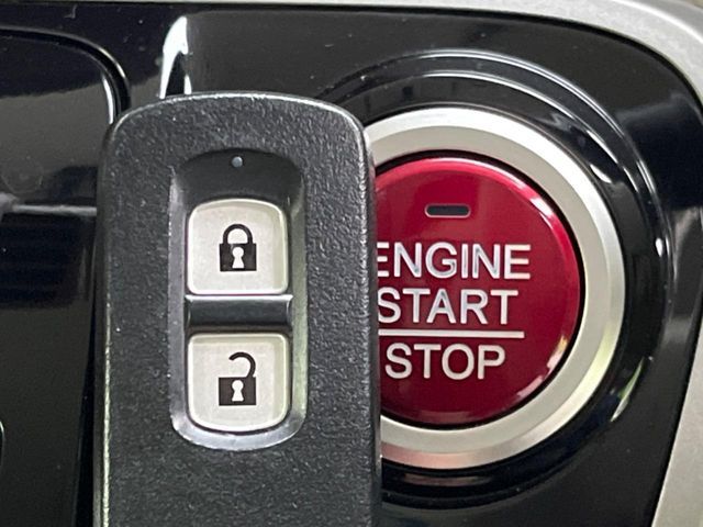 HONDA N BOX 2013 Image 31