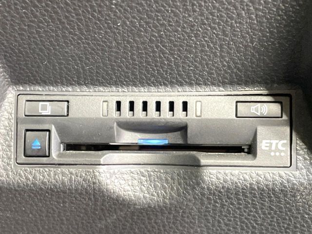 TOYOTA YARIS CROSS HYBRID 2021 Image 31