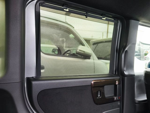 HONDA N BOX CUSTOM 2018 Image 31