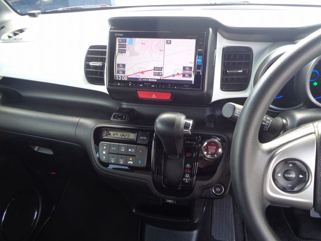 HONDA N BOX SLASH 2015 Image 31