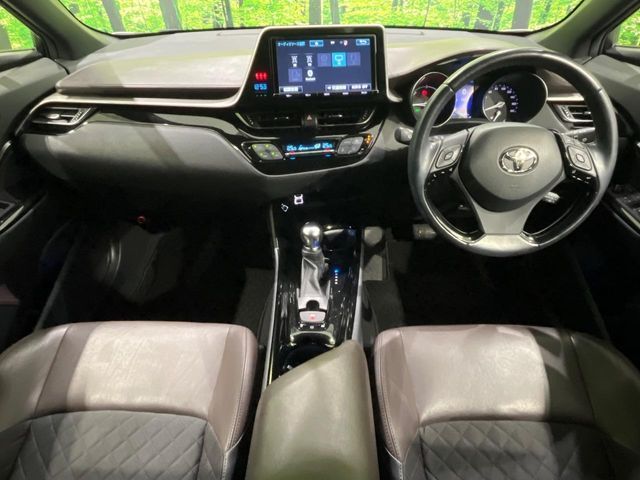 TOYOTA C-HR 2017 Image 31