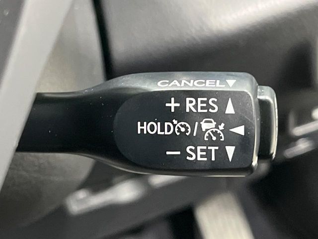 TOYOTA C-HR 2017 Image 31