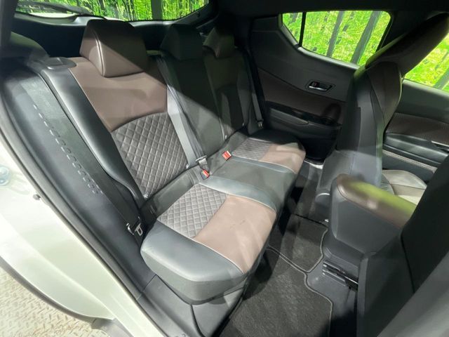 TOYOTA C-HR 2017 Image 31