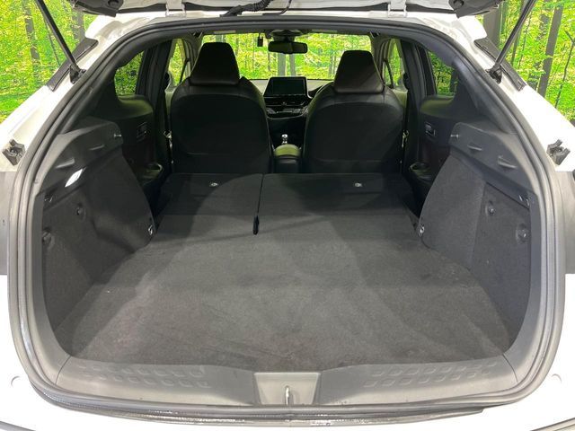 TOYOTA C-HR 2017 Image 31