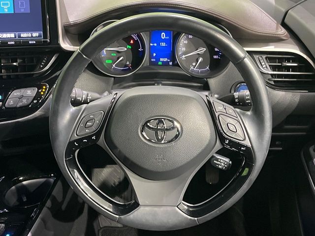TOYOTA C-HR 2017 Image 31