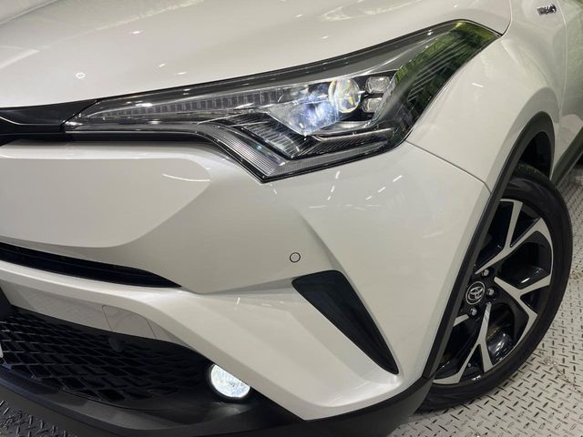 TOYOTA C-HR 2017 Image 31