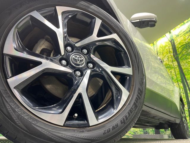 TOYOTA C-HR 2017 Image 31