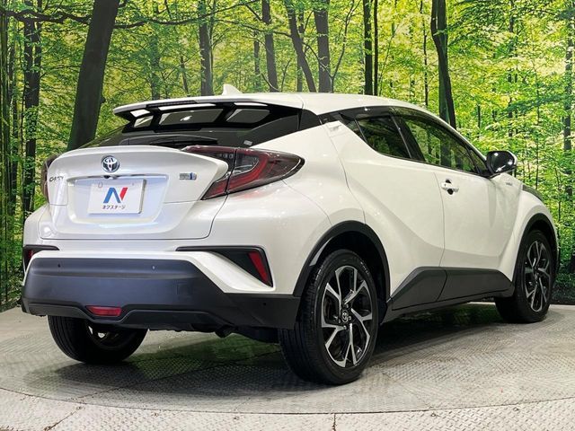 TOYOTA C-HR 2017 Image 31