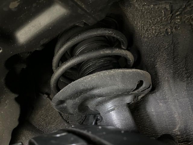 TOYOTA C-HR 2017 Image 31