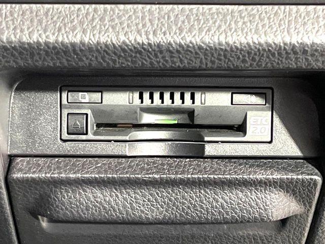 TOYOTA VOXY 2019 Image 31