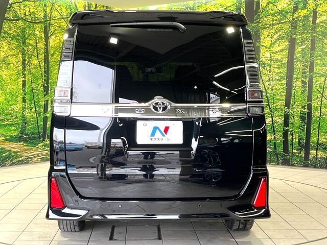 TOYOTA VOXY 2019 Image 31