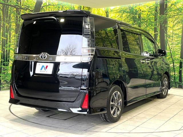 TOYOTA VOXY 2019 Image 31
