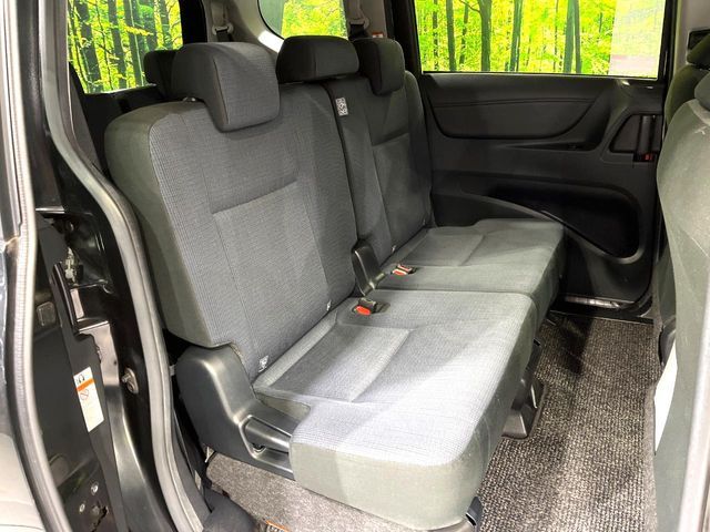 TOYOTA SIENTA HYBRID 2017 Image 31