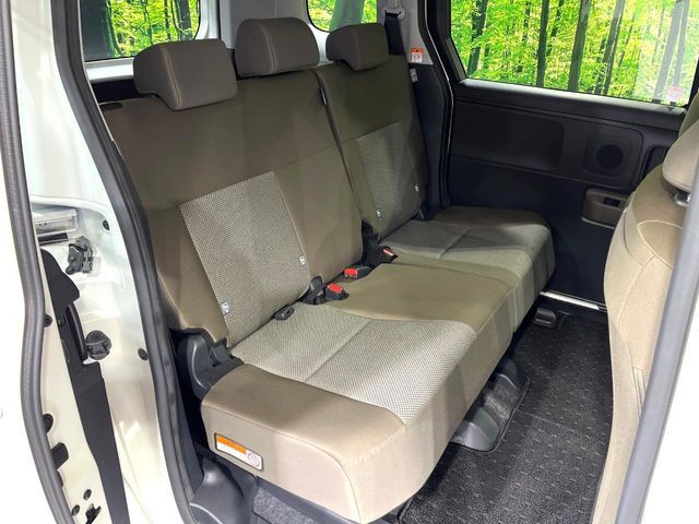 TOYOTA SIENTA HYBRID 2022 Image 31