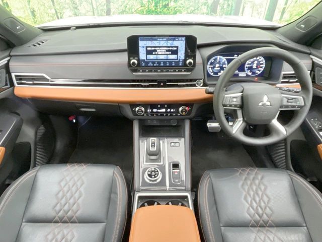 MITSUBISHI OUTLANDER PHEV 2022 Image 31