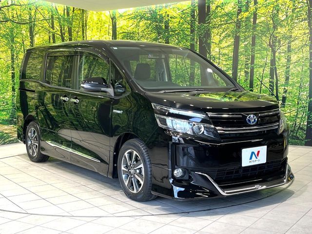 TOYOTA VOXY HYBRID 2014 Image 31