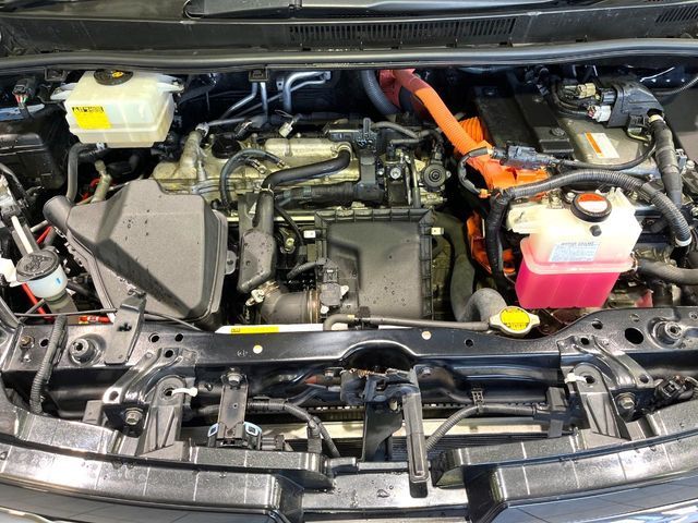 TOYOTA VOXY HYBRID 2014 Image 31