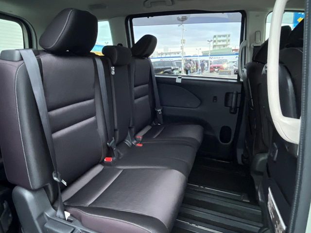 NISSAN SERENA  S-HYBRID 2016 Image 31