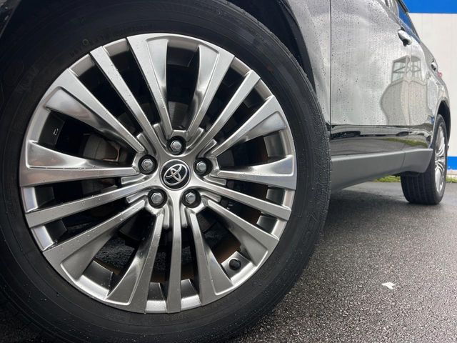 TOYOTA HARRIER 2WD 2022 Image 31