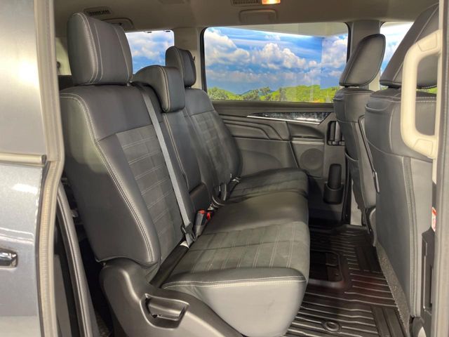 MITSUBISHI DELICA D:5 4WD 2024 Image 31