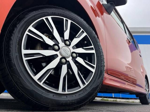 DAIHATSU MOVE CUSTOM 2015 Image 31