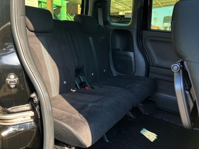 HONDA N BOX CUSTOM 2021 Image 31