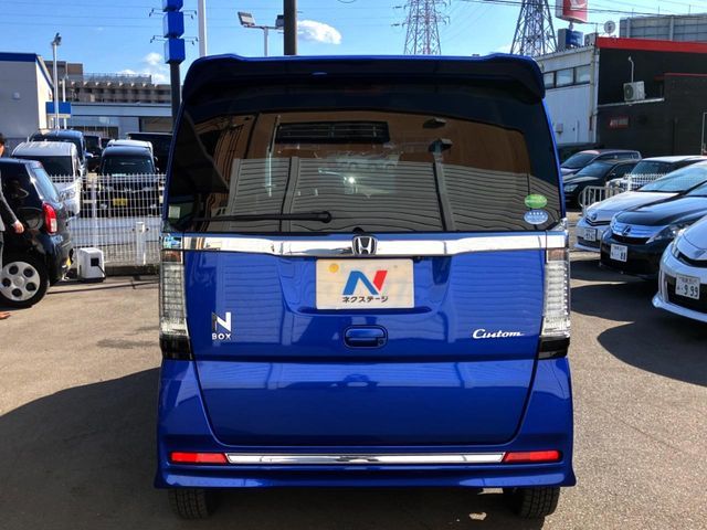 HONDA N BOX CUSTOM 2015 Image 31