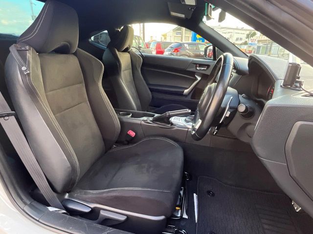 TOYOTA 86 2017 Image 31