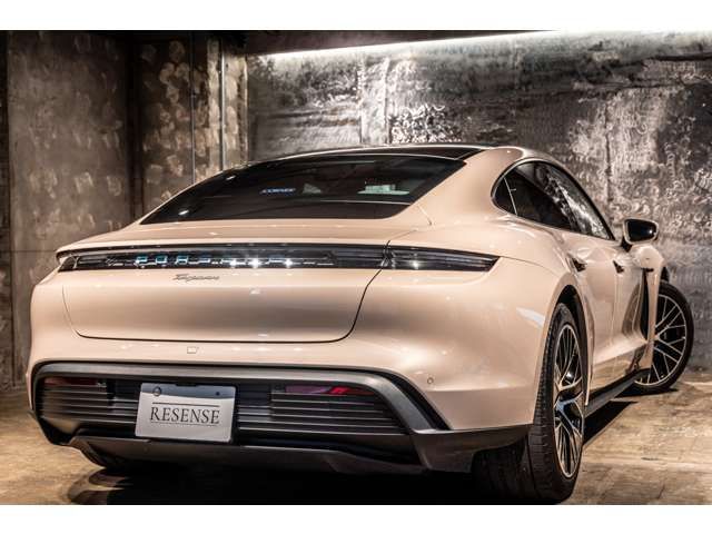 PORSCHE TAYCAN 2021 Image 31