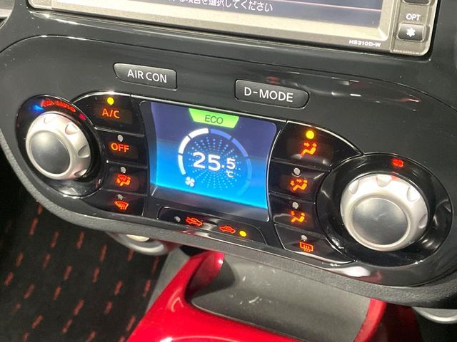 NISSAN JUKE 2011 Image 31