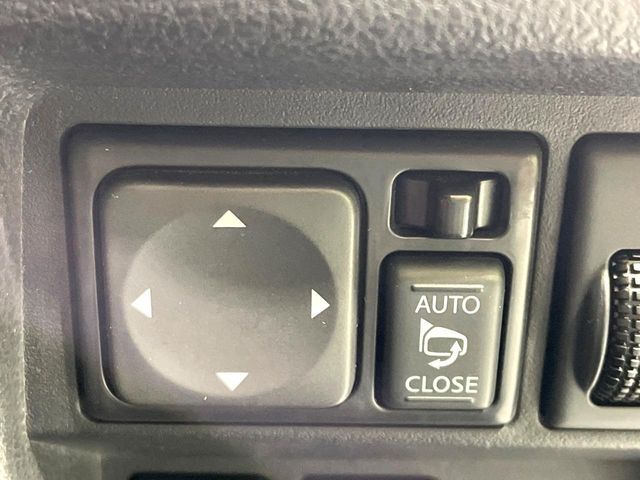 NISSAN JUKE 2011 Image 31