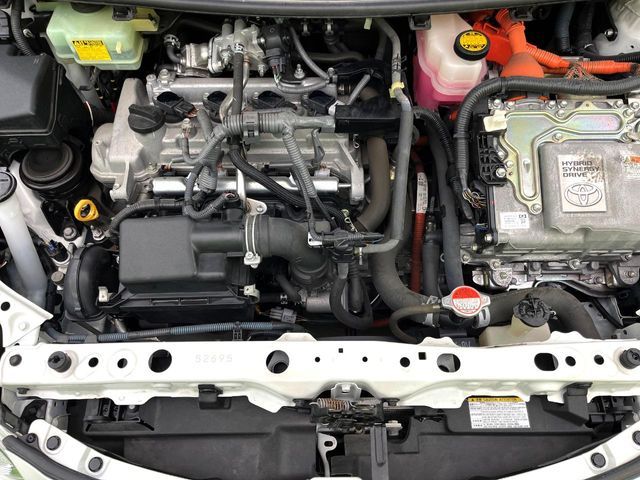 TOYOTA AQUA 2015 Image 31