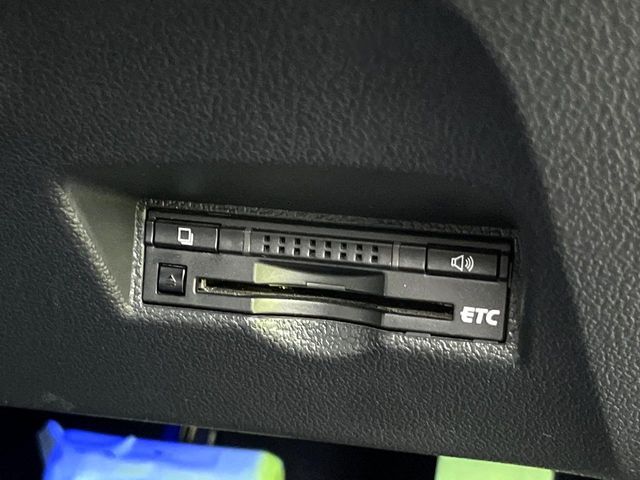 TOYOTA PRIUS 2016 Image 31