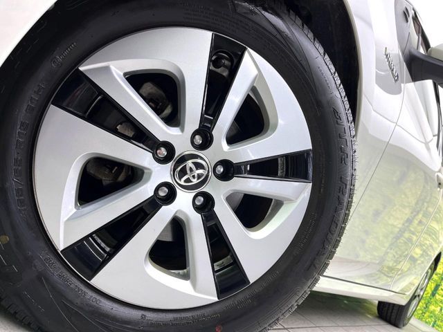 TOYOTA PRIUS 2016 Image 31