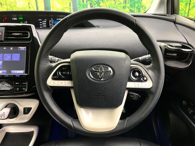 TOYOTA PRIUS 2016 Image 31