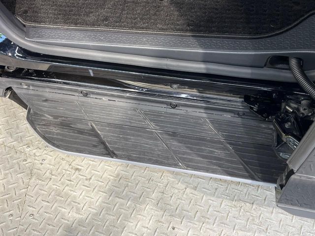 TOYOTA VOXY HYBRID 2022 Image 31