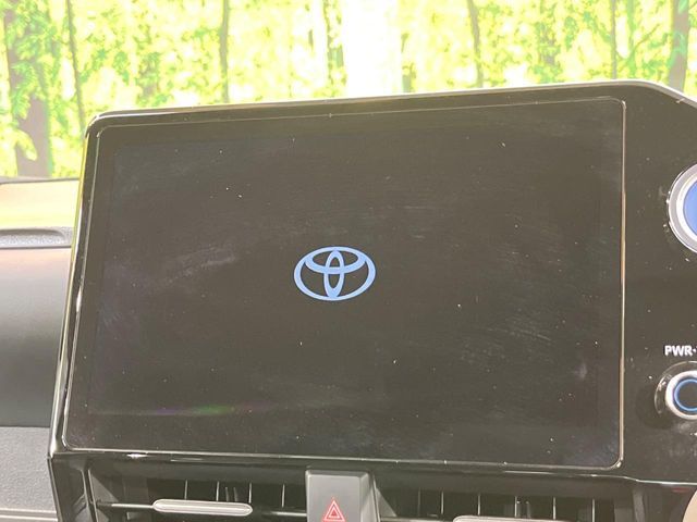 TOYOTA VOXY HYBRID 2022 Image 31