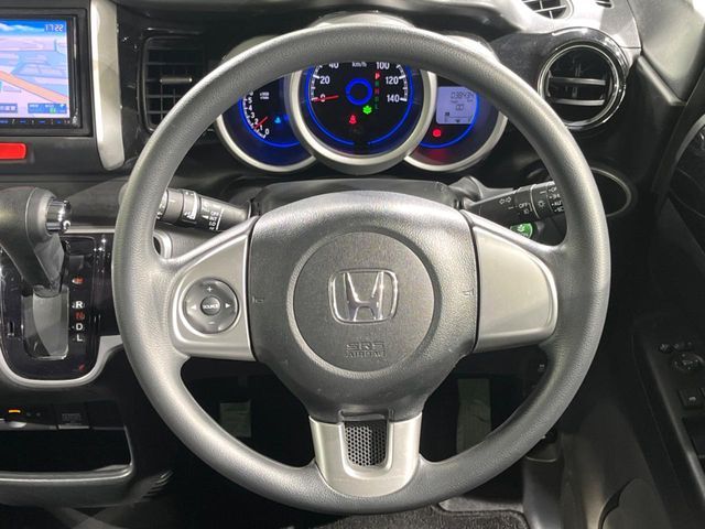 HONDA N BOX CUSTOM 2015 Image 31