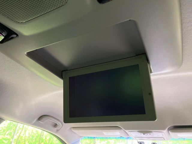 NISSAN ELGRAND 2015 Image 31