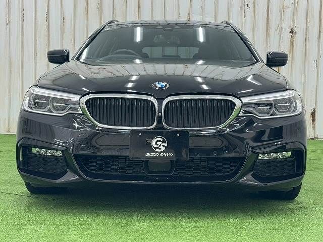 BMW 5SERIES TOURING 2017 Image 31