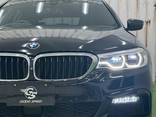 BMW 5SERIES TOURING 2017 Image 31