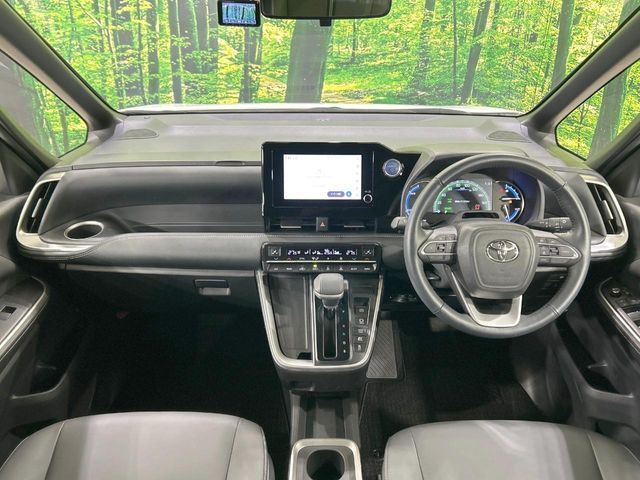 TOYOTA NOAH HYBRID 2022 Image 31