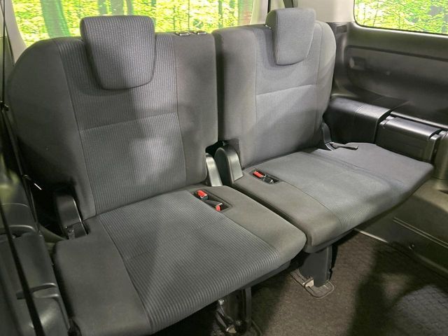 TOYOTA NOAH 2017 Image 31